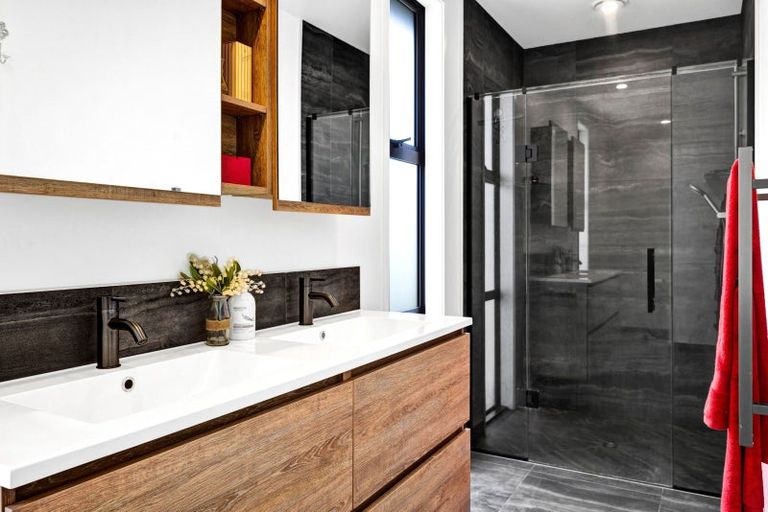 Photo of property in 4/20b Gordon Street, Glen Avon, New Plymouth, 4312