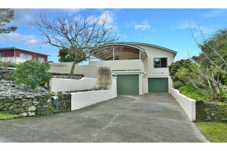 Photo of property in 15 Opahi Bay Road, Mahurangi West, Warkworth, 0983