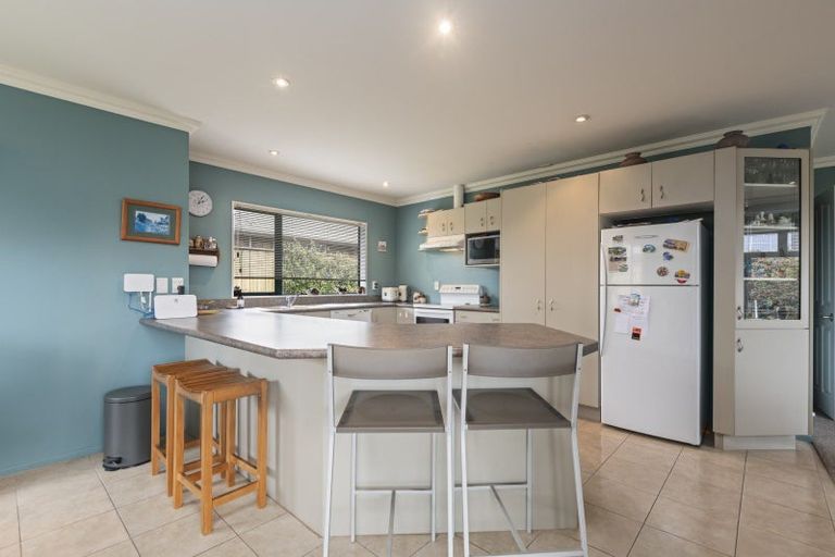 Photo of property in 9 Brookside Close, Highbury, Palmerston North, 4412