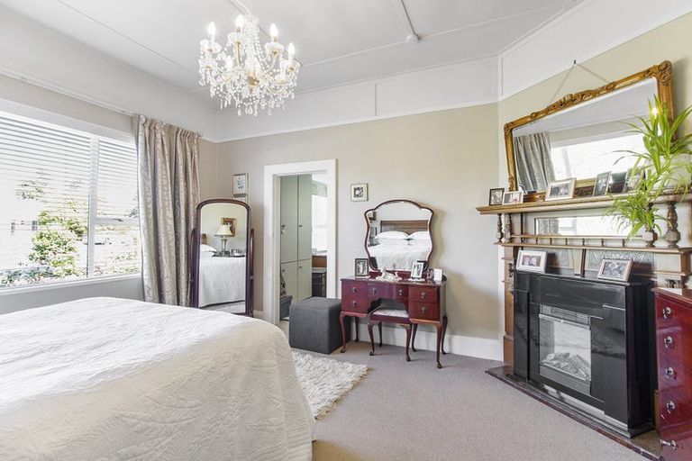 Photo of property in 12 Parsonage Road, Waimate, 7924