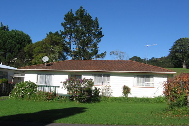 Photo of property in 20 Annison Avenue, Glen Eden, Auckland, 0602