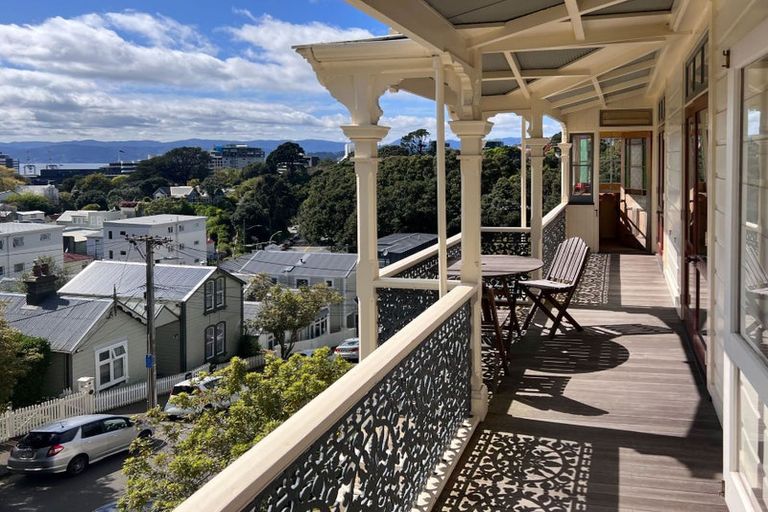 Photo of property in 11 Saint Mary Street, Thorndon, Wellington, 6011