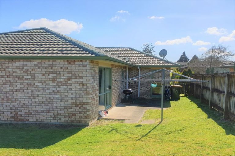 Photo of property in 5 Carn Place, Weymouth, Auckland, 2103