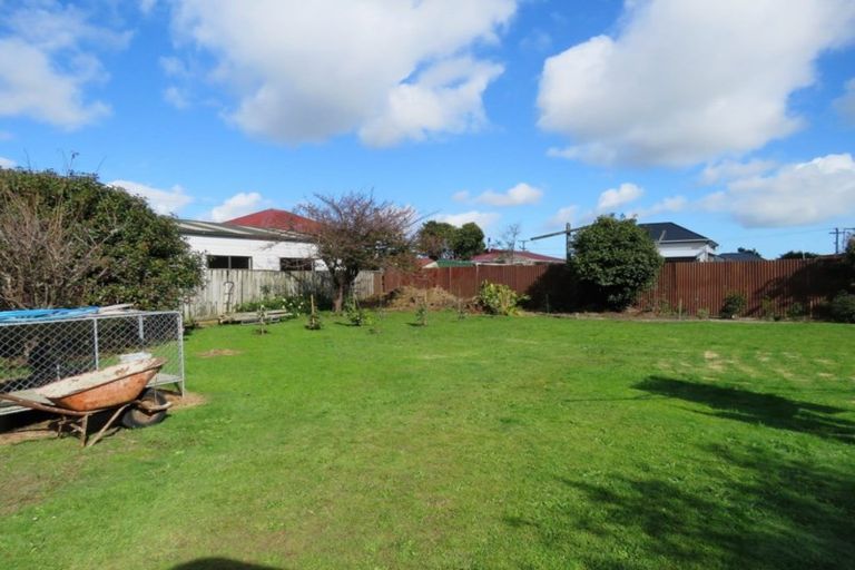 Photo of property in 132 Derby Street, Westport, 7825