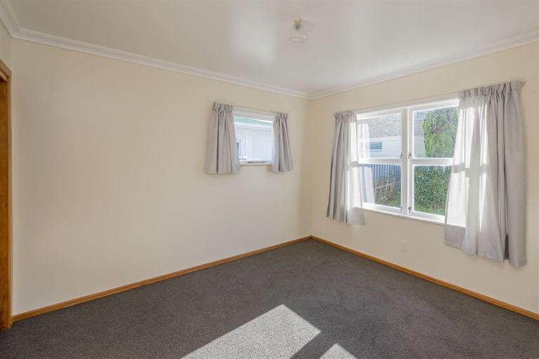 Photo of property in 36 York Street, Levin, 5510