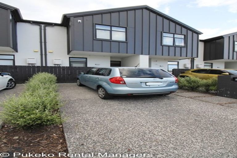 Photo of property in 21 Alliance Lane, Papakura, 2110