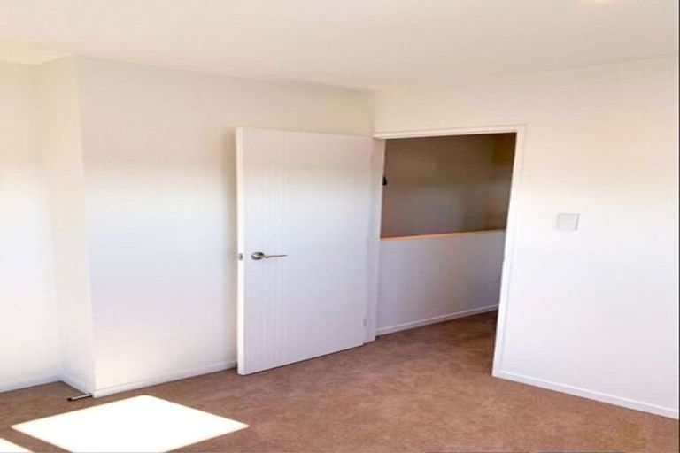 Photo of property in 66c Delta Avenue, New Lynn, Auckland, 0600