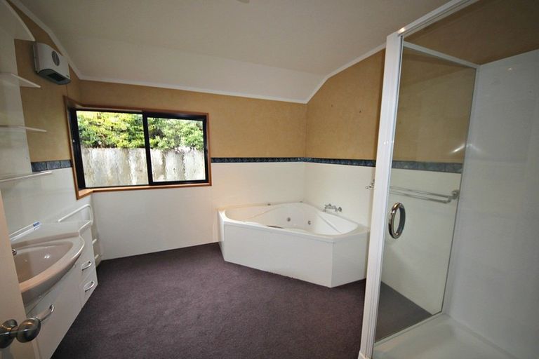 Photo of property in 6 Govan Drive, Te Anau, 9600