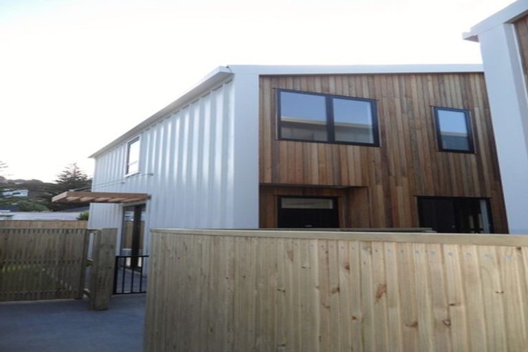 Photo of property in 16 Inglis Street, Seatoun, Wellington, 6022