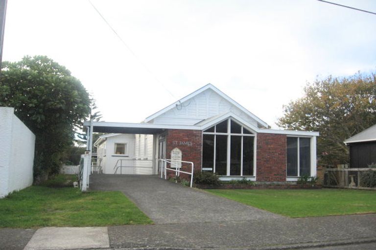 Photo of property in 35 Ocean Road, Paekakariki, 5034