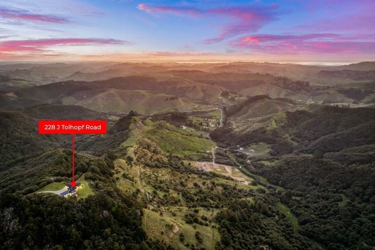 Photo of property in 228 J Tolhopf Road, Makarau, Warkworth, 0981