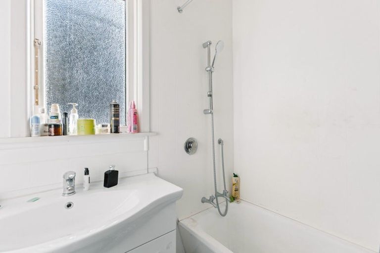 Photo of property in 50 Ray Street, Cromwell, 9310