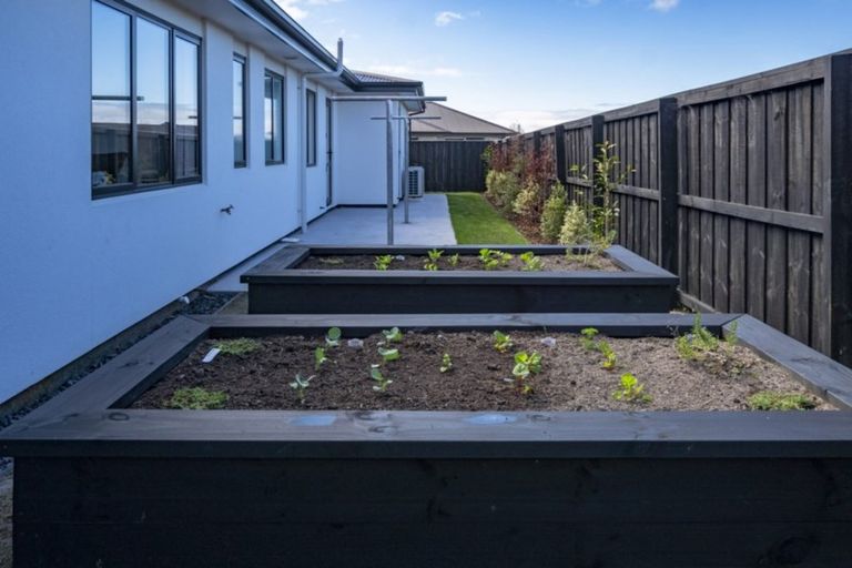 Photo of property in 2 Denton Street, Amberley, 7410