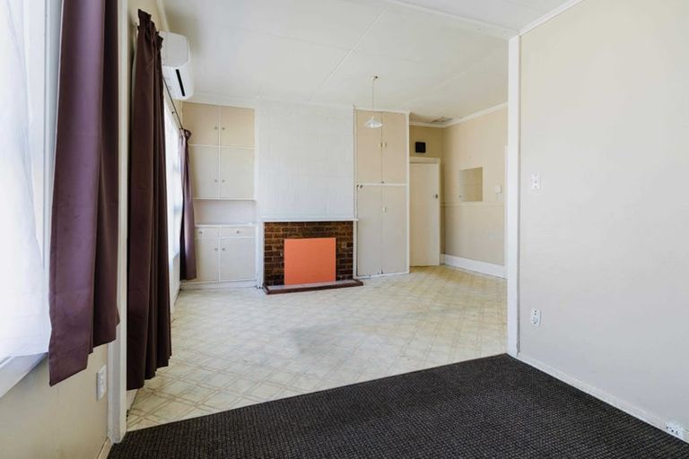 Photo of property in 46 Elizabeth Street, Moera, Lower Hutt, 5010