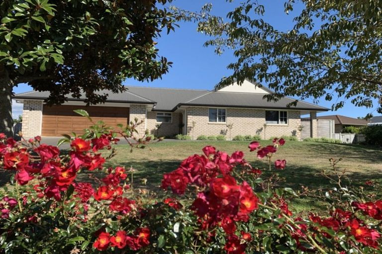 Photo of property in 2a Bransley Grove, Katikati, 3129