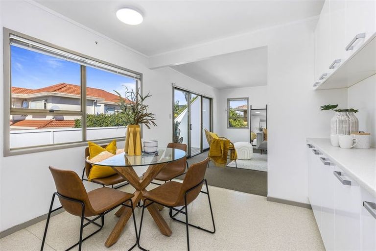 Photo of property in 181 Hobsonville Road, Hobsonville, Auckland, 0618