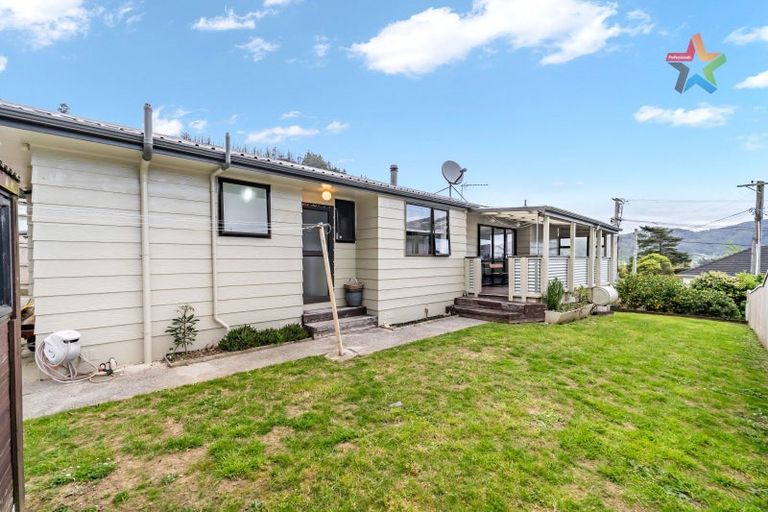 Photo of property in 37 Castlerea Street, Wainuiomata, Lower Hutt, 5014
