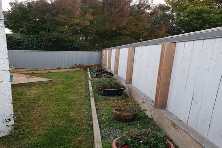 Photo of property in 4 Amberley Grove, Hutt Central, Lower Hutt, 5010