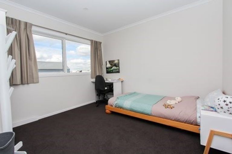 Photo of property in 32 Rebekah Crescent, Flagstaff, Hamilton, 3210