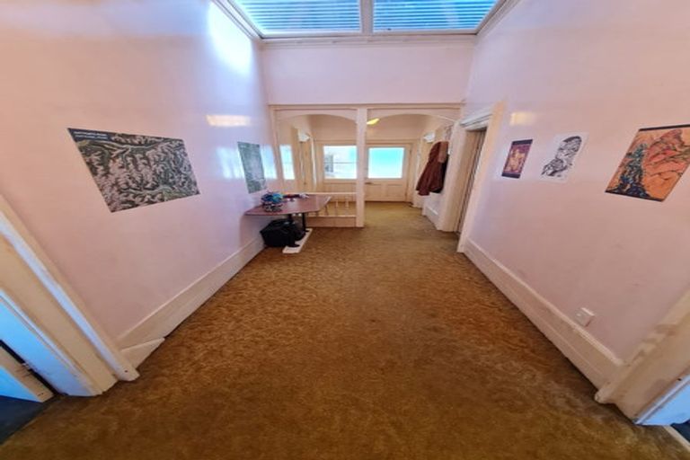 Photo of property in 185 The Terrace, Wellington Central, Wellington, 6011