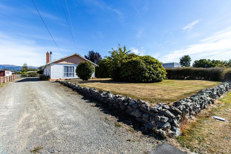 Photo of property in 76 Shearman Street, Waimate, 7924