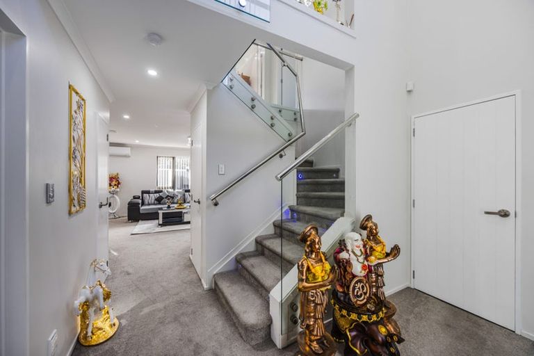 Photo of property in 42d Marr Road, Manurewa, Auckland, 2102