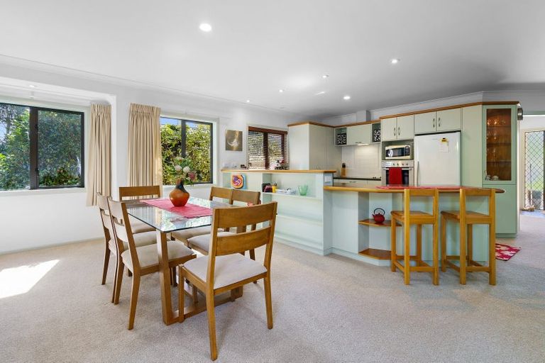 Photo of property in 13a Shaw Street, Leamington, Cambridge, 3432