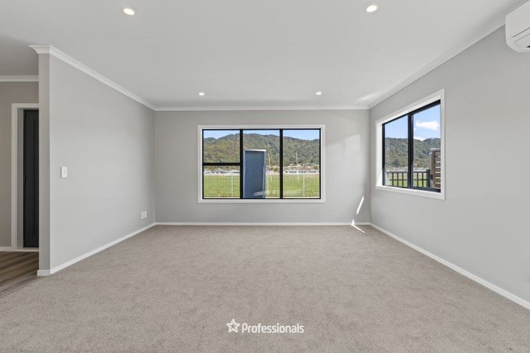Photo of property in 38 Harry Martin Lane, Wainuiomata, Lower Hutt, 5014