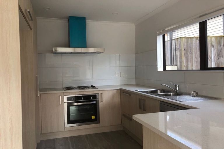 Photo of property in 25a Marriott Road, Pakuranga, Auckland, 2010