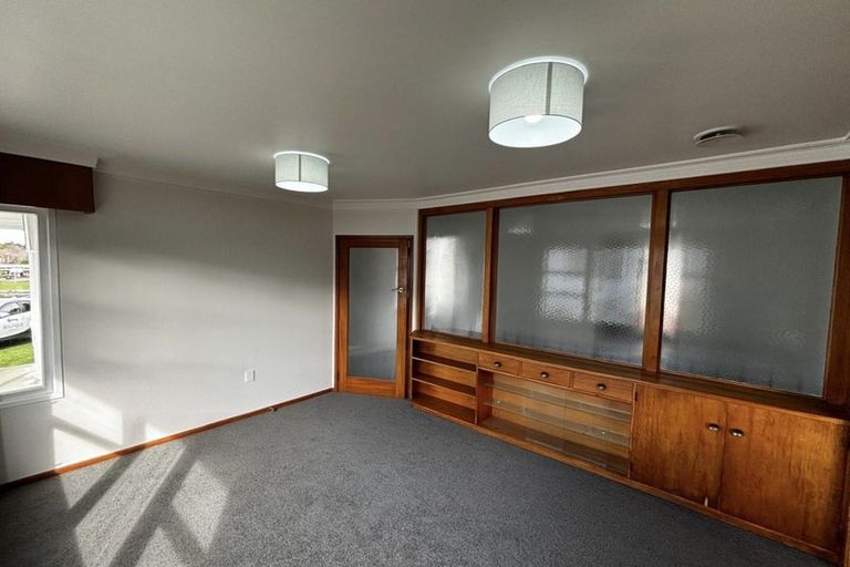 Photo of property in 92 Brois Street, Frankleigh Park, New Plymouth, 4310