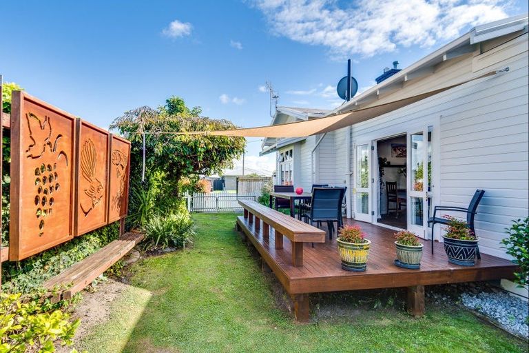 Photo of property in 1211 Caroline Road, Mayfair, Hastings, 4122