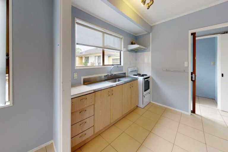 Photo of property in 1/319 Roscommon Road, Clendon Park, Auckland, 2103