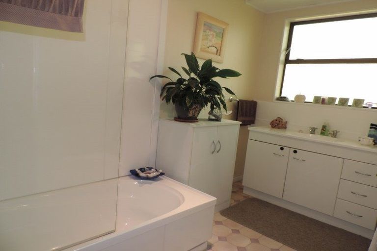 Photo of property in 14 Croft Terrace, Huntly, 3700