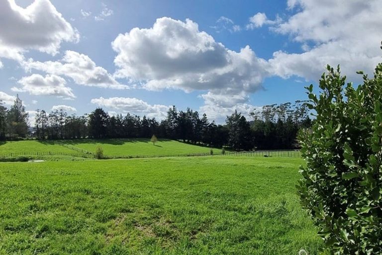 Photo of property in 270 Ireland Road, Waitoki, Kaukapakapa, 0871