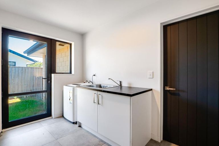 Photo of property in 165 Lowes Road, Rolleston, 7614