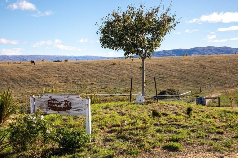 Photo of property in 239 Nelsen Ridge Road, Waikerikeri, Alexandra, 9393