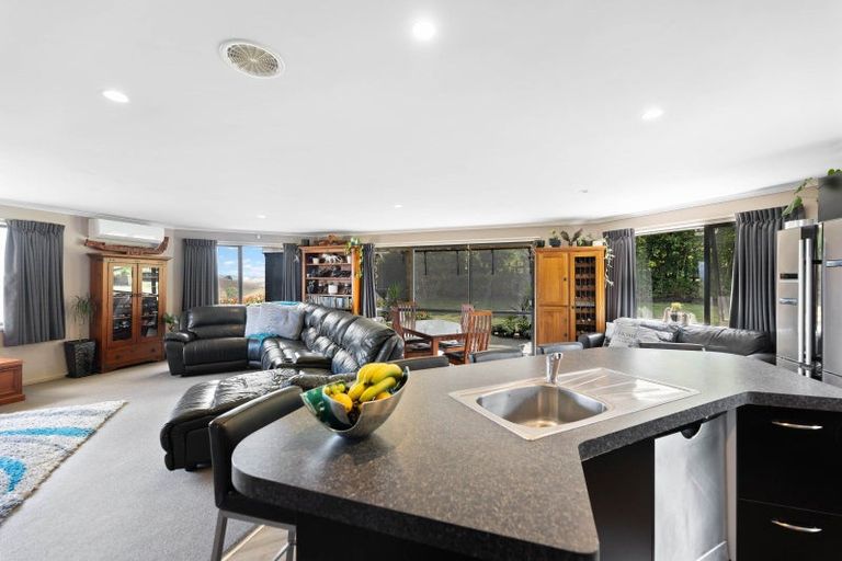 Photo of property in 62 Oak Drive, Wairakei, Taupo, 3384