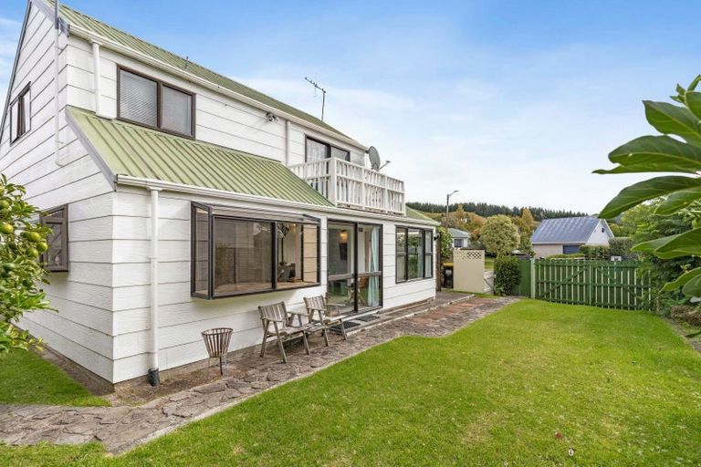 Photo of property in 106 Everitt Crescent, Whangamata, 3620
