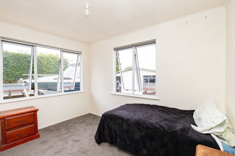 Photo of property in 33 Hayward Road, Ngatea, 3503