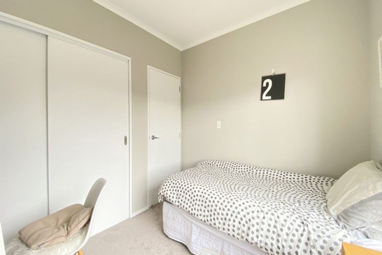 Photo of property in 57 Glidepath Road, Hobsonville, Auckland, 0616