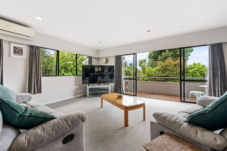Photo of property in 27 Sturm Avenue, Massey, Auckland, 0614