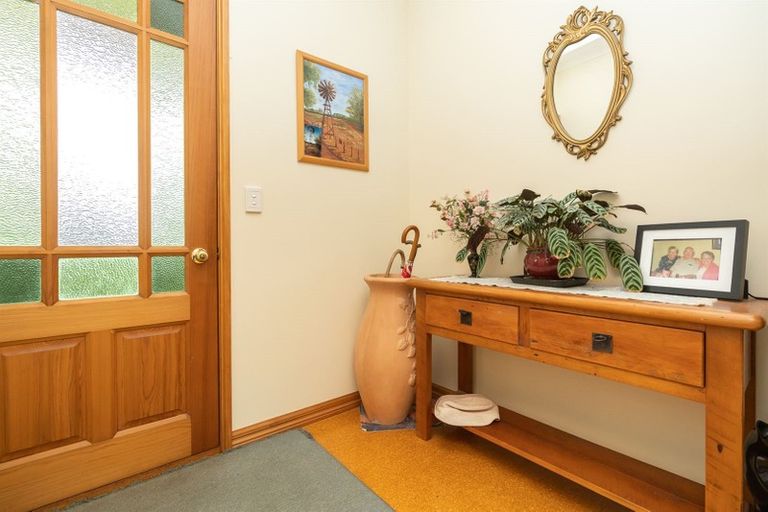 Photo of property in 5 Leyton Place, Nawton, Hamilton, 3200