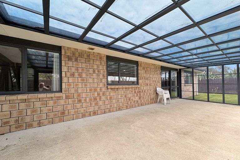 Photo of property in 35 Whitney Place, Rototuna North, Hamilton, 3210