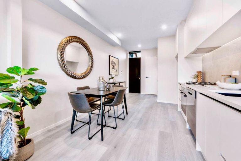 Photo of property in 2d Wood Avenue, Howick, Auckland, 2014