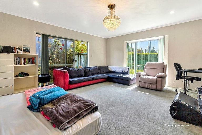 Photo of property in 473 Great South Road, Opaheke, Papakura, 2113