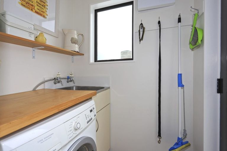 Photo of property in 2/2 Pukeko Lane, Brookfield, Tauranga, 3110