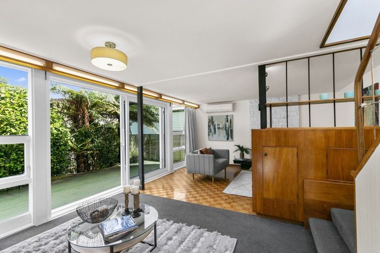 Photo of property in 44 Monaghan Avenue, Karori, Wellington, 6012