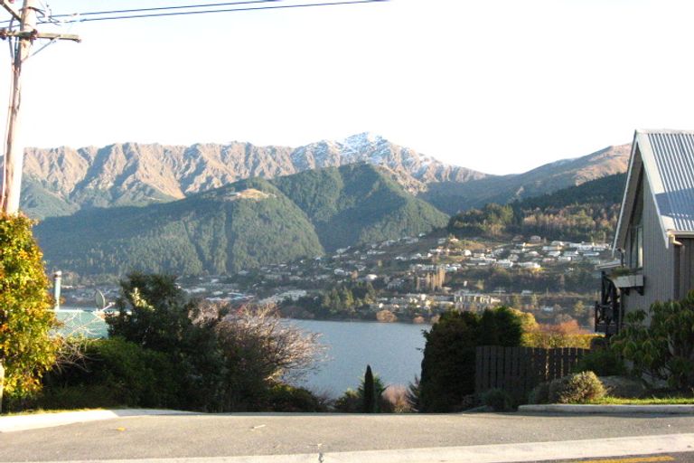 Photo of property in 471 Peninsula Road, Kelvin Heights, Queenstown, 9300