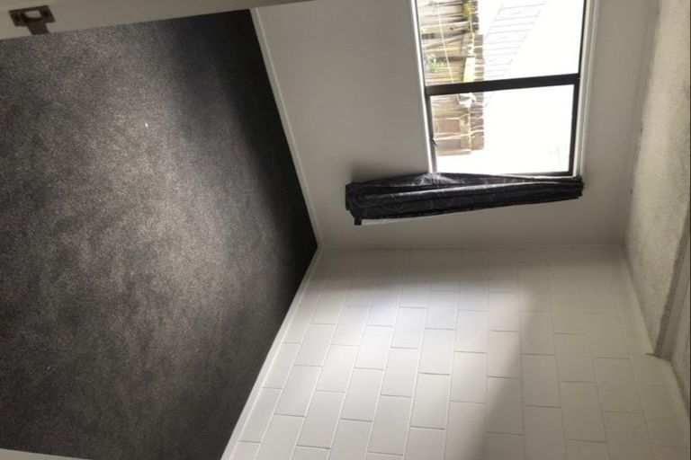 Photo of property in 16 Third Avenue, Avenues, Whangarei, 0110