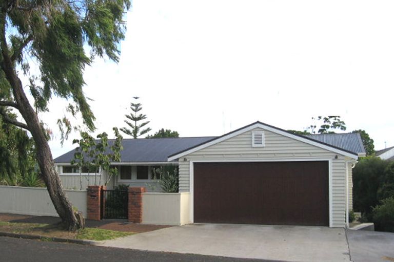 Photo of property in 12 Fancourt Street, Meadowbank, Auckland, 1072